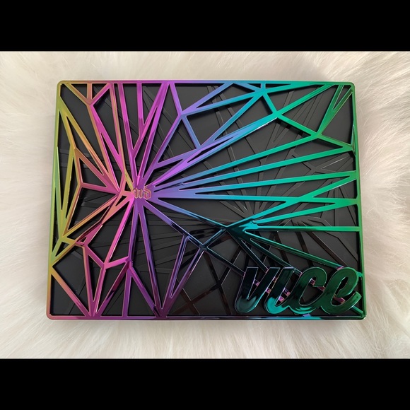 Urban Decay Vice Palette Limited Edition - Picture 2 of 7